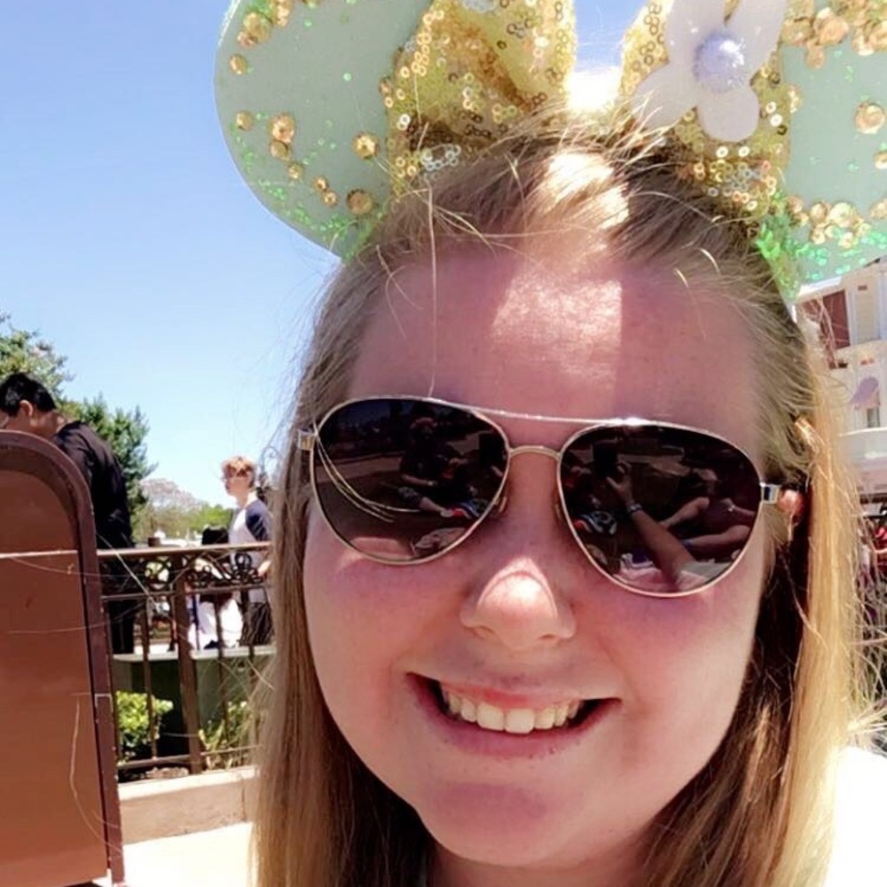 Meet your Posher, Kayla
